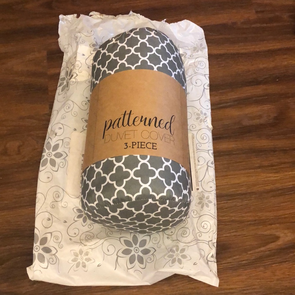 NWT, never worn duvet cover